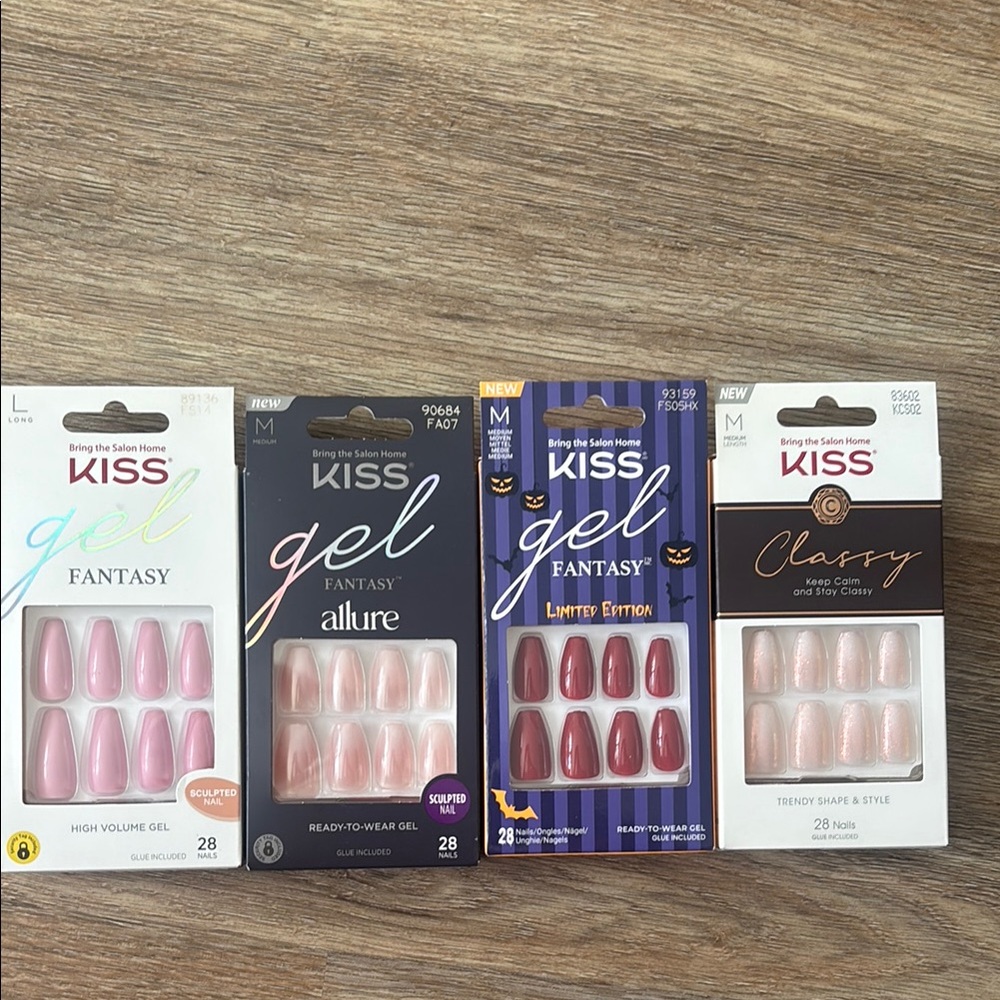 KISS Gel Fantasy Nail Set in Pink and Red - Set of 4